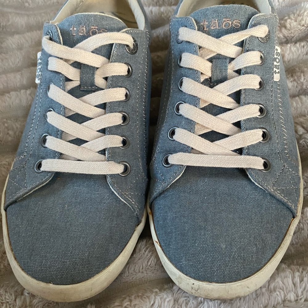 Taos Footwear Blue Sneakers with White Laces